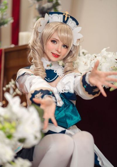 亚洲欧美一区二区精品久久_日韩在线播放专区