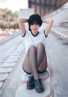 奶子伦理在线视频免费观看_BD英语免费观看超清