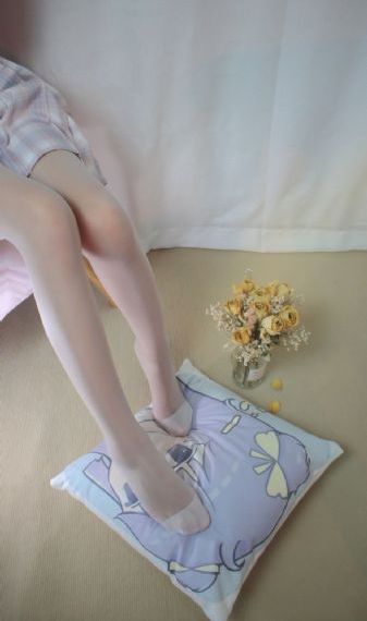 十九岁美女逼逼免费视频_BD韩语高清完整版播放