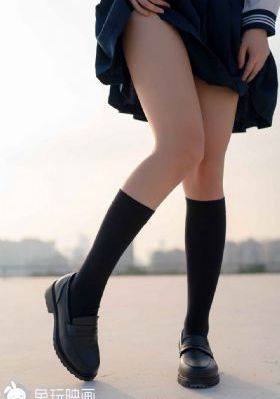亚洲精品制服丝袜二区三区_高清神马在线观看