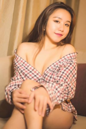 女人洗澡又黄又裸体毛片_HD电影全集观看