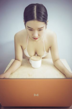 农村一级毛片女人十八毛_4K动漫在线观看
