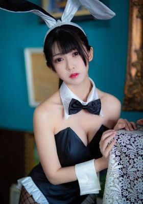 乱色视频中文字幕_1080迅雷电影在线